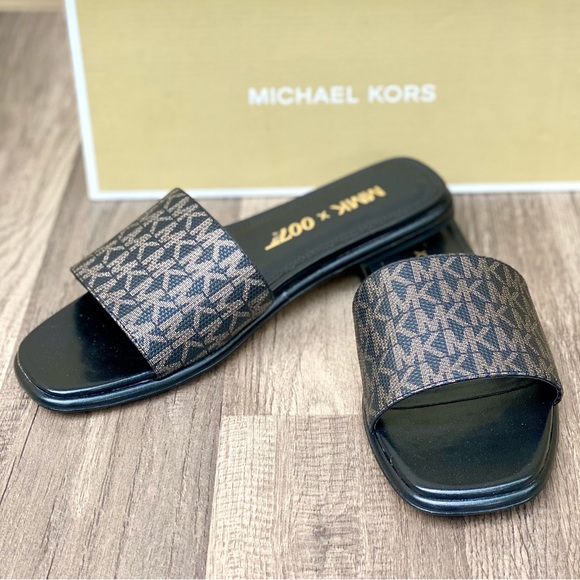 Michael Kors Sadler Slide flip flops Black/Gold - Picture 4 of 7